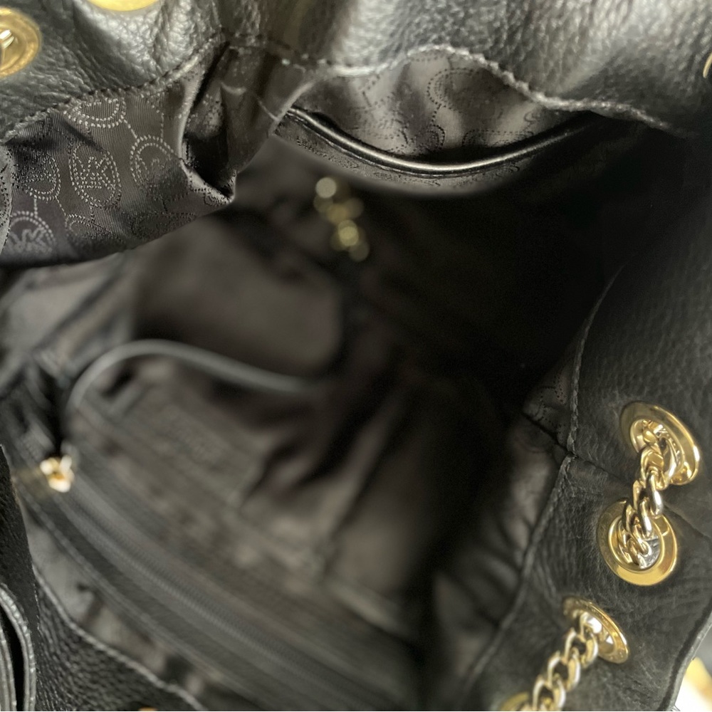 Michael Kors black leather bucket  purse. - Picture 6 of 6